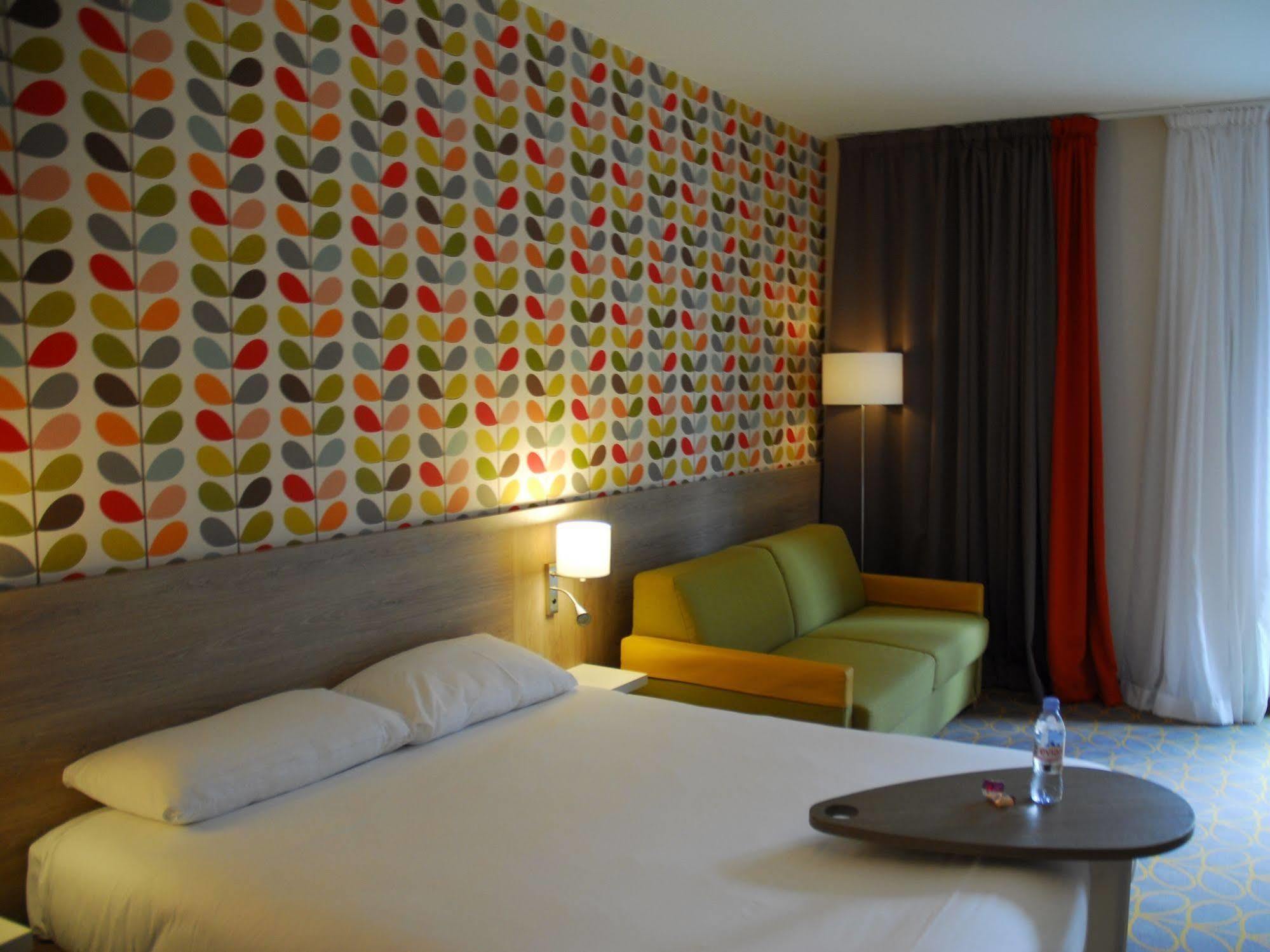 Ibis Styles Chaumont Centre Gare Hotel Eksteriør billede